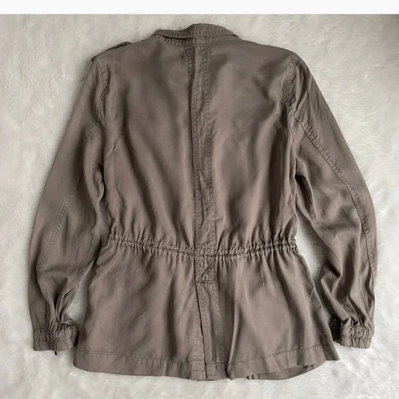 NWT Trixxi x Francesca’s Kadie Utility Anorak Jacket SIze XS - Picture 5 of 10